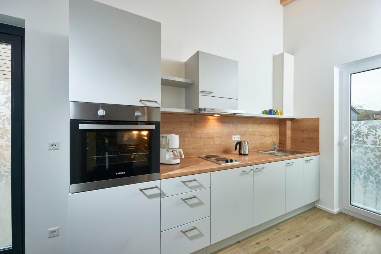 Apartment Ferienwohnungen Weinstadt