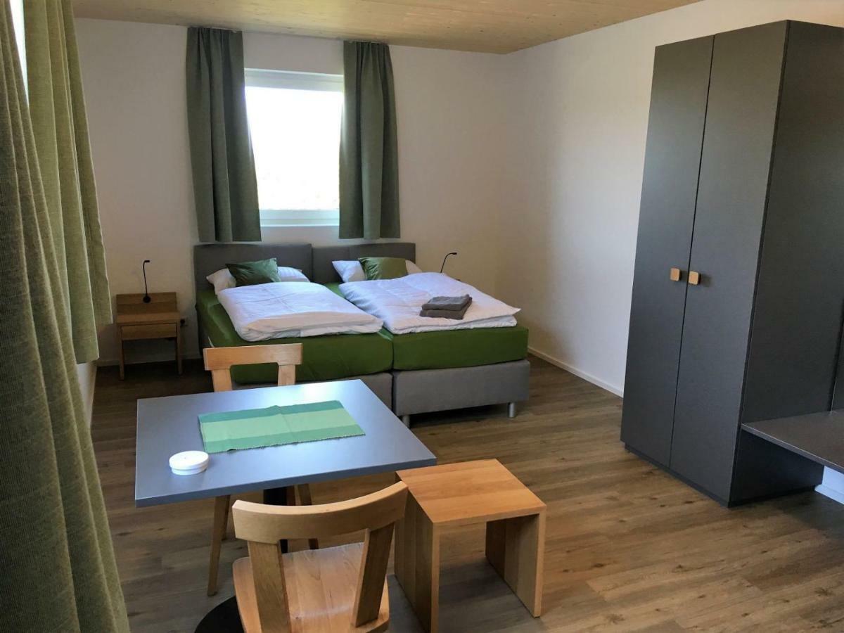 Appartamento Ferienwohnungen Weinstadt *